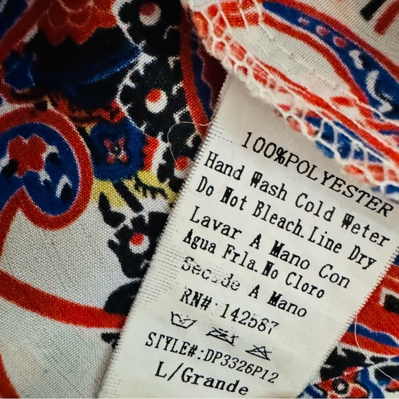 Red and Purple Graphic Button Down Blouse with Cuffed Sleeves - Picture 4 of 4